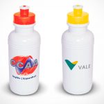 squeeze garrafa serve para muito mais do que armazenar agua 150x150 - Squeeze Personalizada: O Brinde Ideal para Divulgar a sua Marca