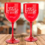 brindes personalizados criativos para o dia dos namorados 150x150 - Conheça os tipos de copos e taças personalizadas para diferentes bebidas em Itajaí